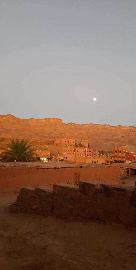 Dar Ilyana Hotel Ait Tiourhza Exterior photo