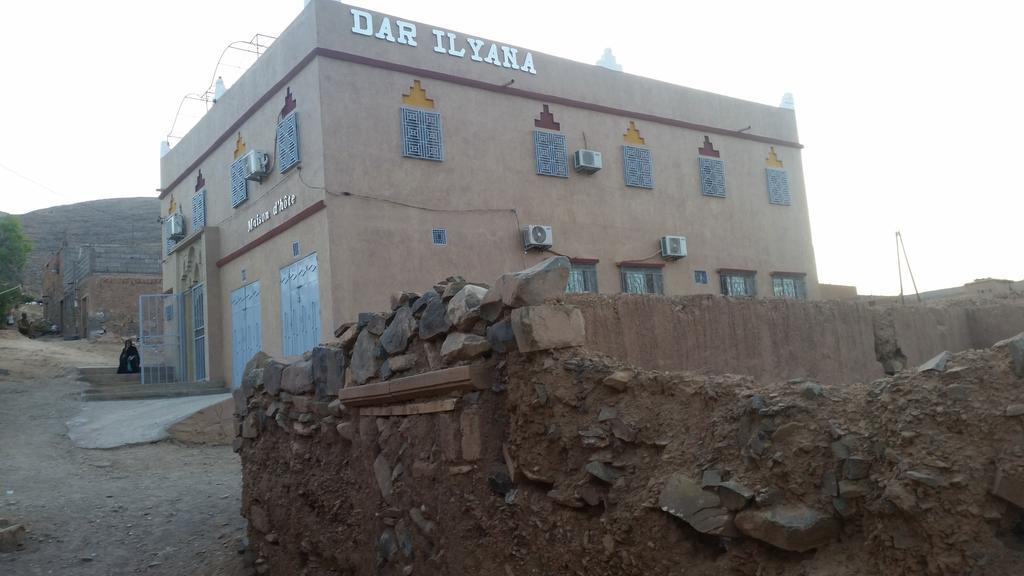 Dar Ilyana Hotel Ait Tiourhza Exterior photo